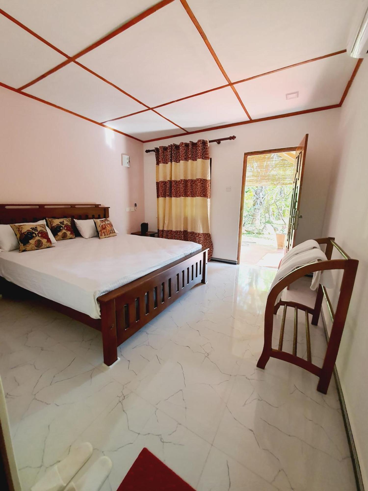 Jungle Eco Lodge & Safari Sigiriya Bagian luar foto